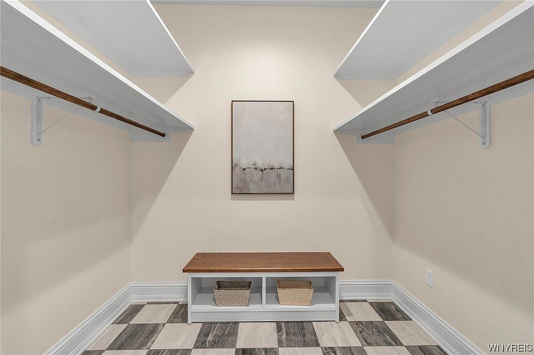 674 Main St #5 Buffalo, NY 14202 - Thumbnail 5