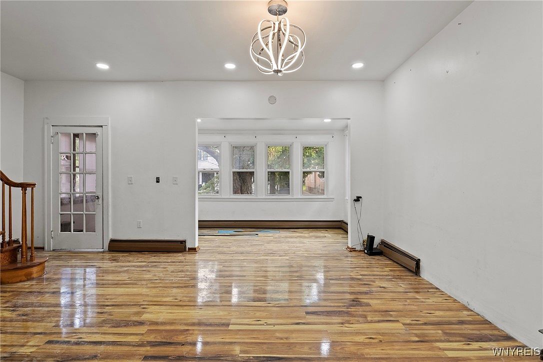 102 Briscoe Ave Buffalo, NY 14211 - Thumbnail 5