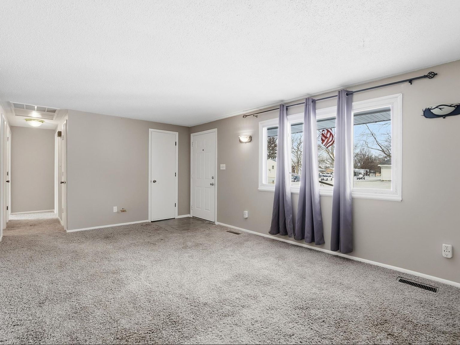 26 Woodlawn St Bluffton, IN 46714 - Thumbnail 5