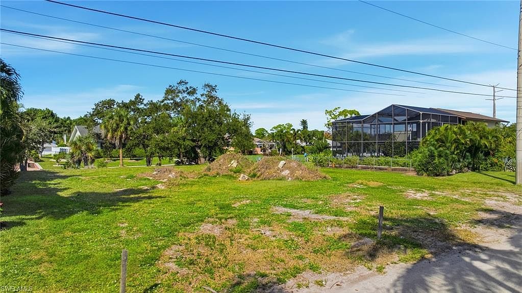 27090 Holly Ln Bonita Springs, FL 34135 - Thumbnail 5