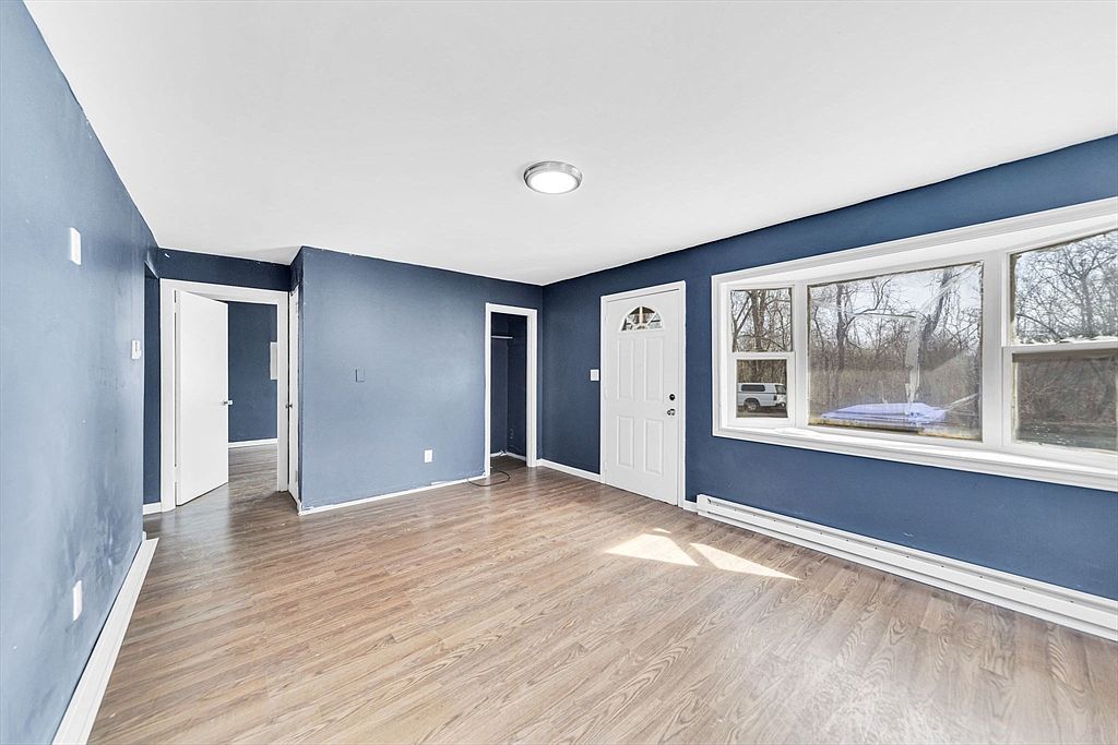 86 Fieldston St Springfield, MA 01119 - Thumbnail 5