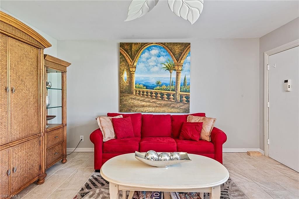 235 Seaview Ct APT B2 Marco Island, FL 34145 - Thumbnail 5