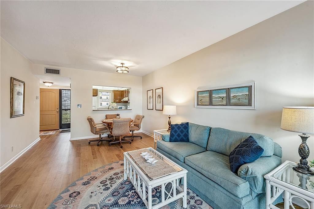 807 River Point Dr APT 105D Naples, FL 34102 - Thumbnail 5