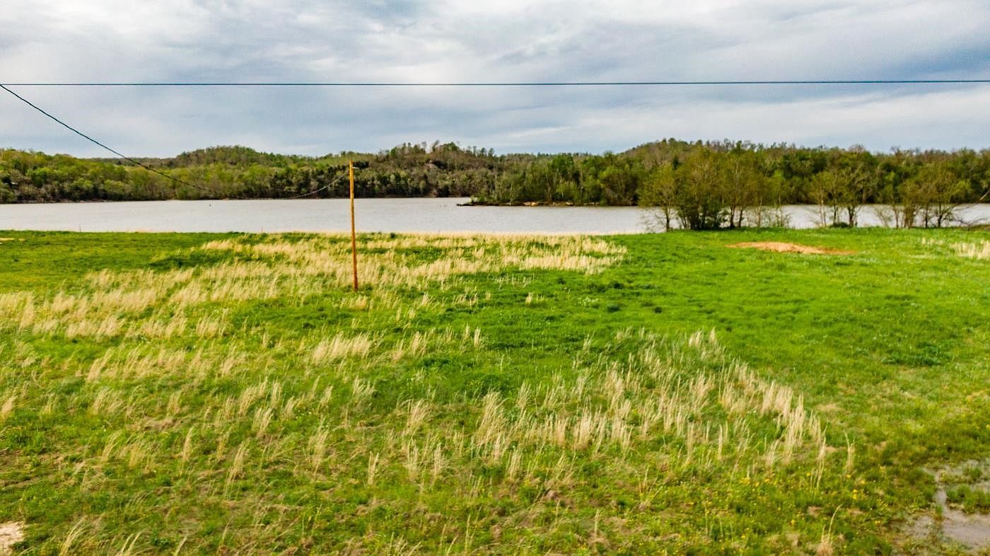 1823 Hardin Bottom Rd Clifton, TN 38425 - Thumbnail 5