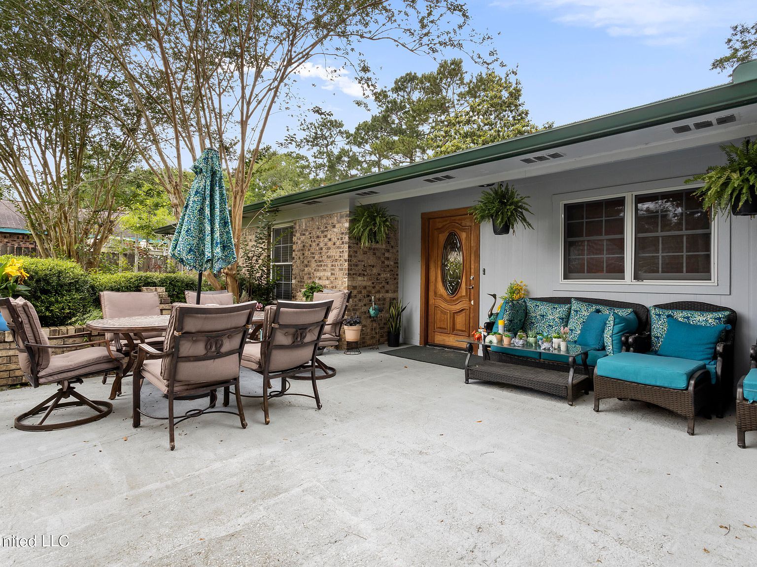 2500 Holiday Dr Gautier, MS 39553 - Thumbnail 5