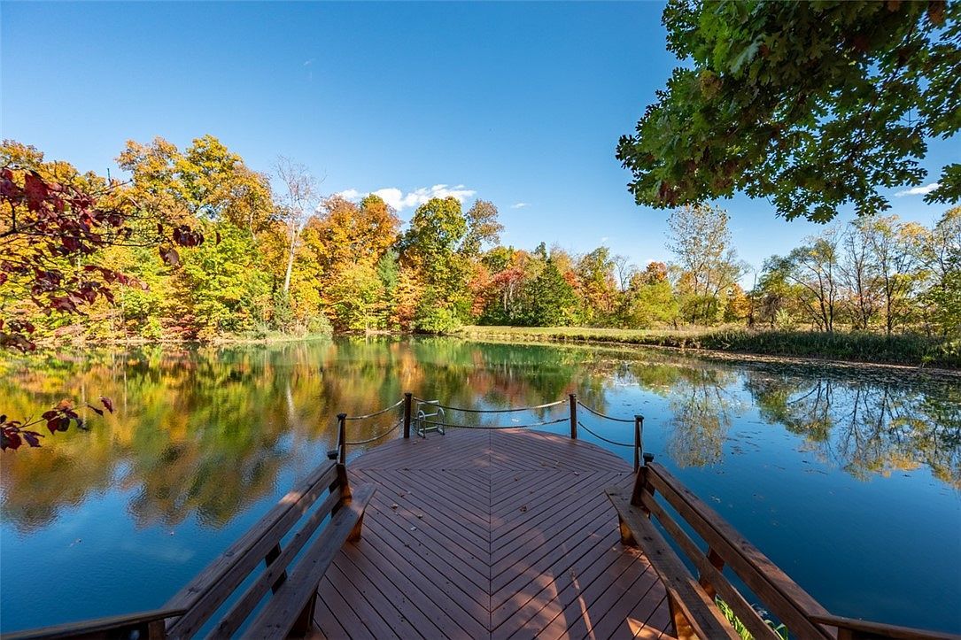 3050 Berry St Paris, IL 61944 - Thumbnail 5