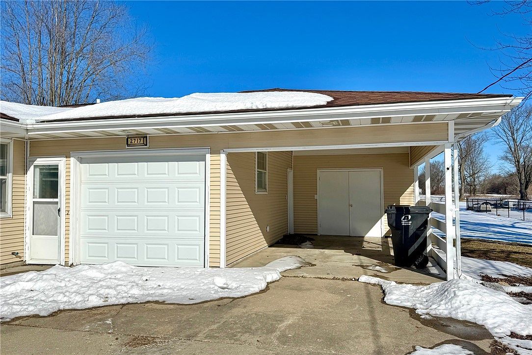 2717 E Washington Rd Casey, IL 62420 - Thumbnail 5