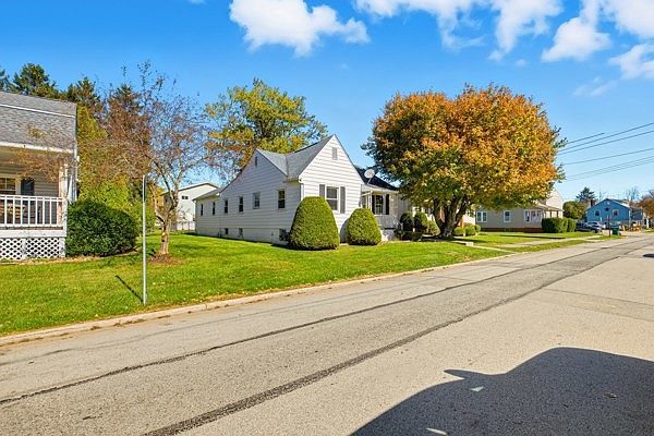 344 W Garrett St Somerset, PA 15501 - Thumbnail 5