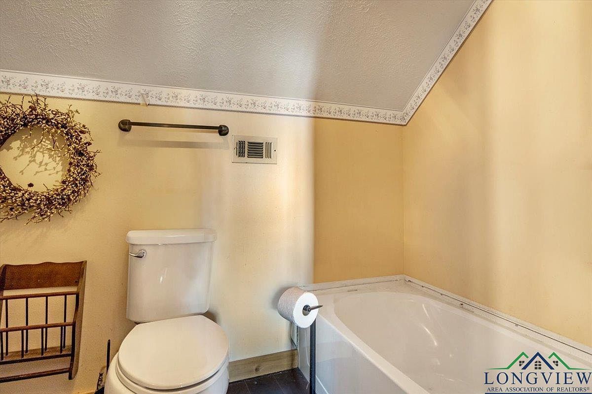 1227 County Road 165 Long Branch, TX 75669 - Thumbnail 5