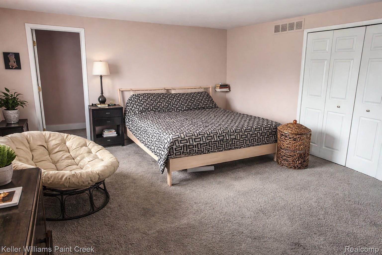 26728 Farmbrook Villa Dr Southfield, MI 48034 - Thumbnail 5