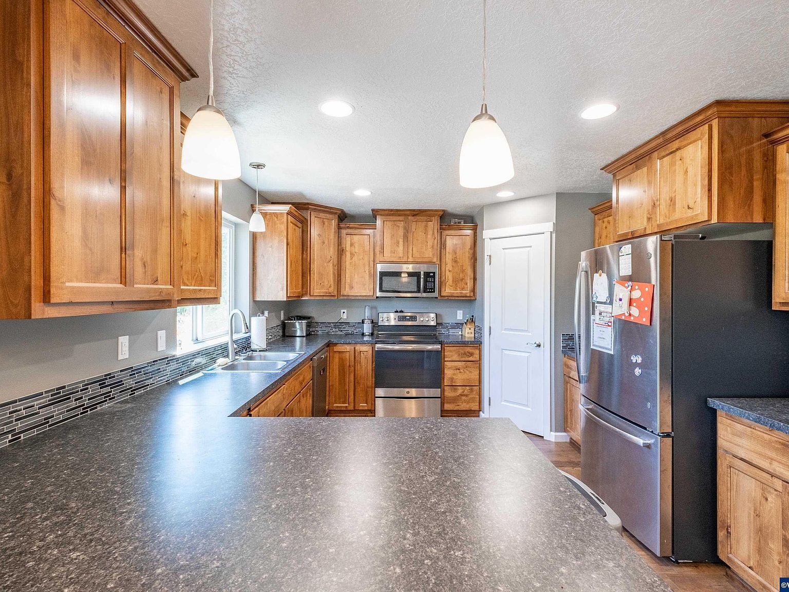 37570 Rock Hill Dr Lebanon, OR 97355 - Thumbnail 5