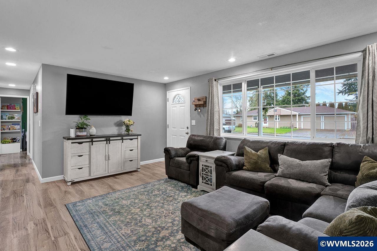 720 W Airway Rd Lebanon, OR 97355 - Thumbnail 5