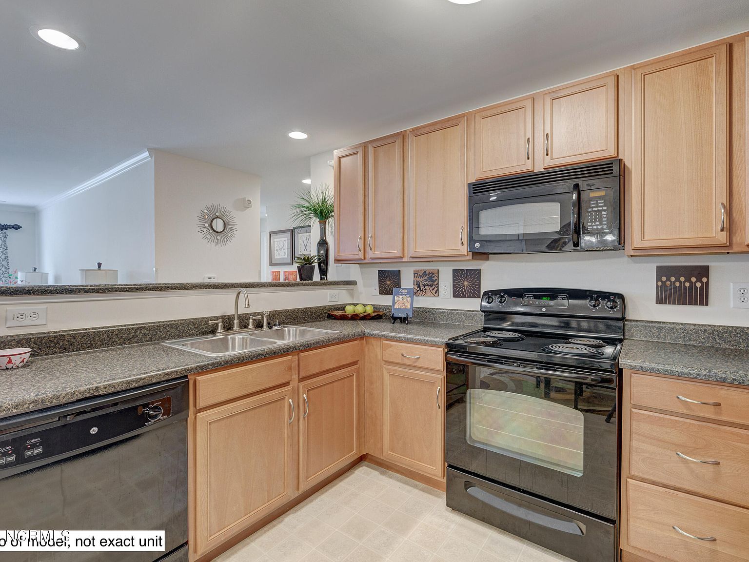 1521 Cadfel Ct UNIT 103 Wilmington, NC 28412 - Thumbnail 5