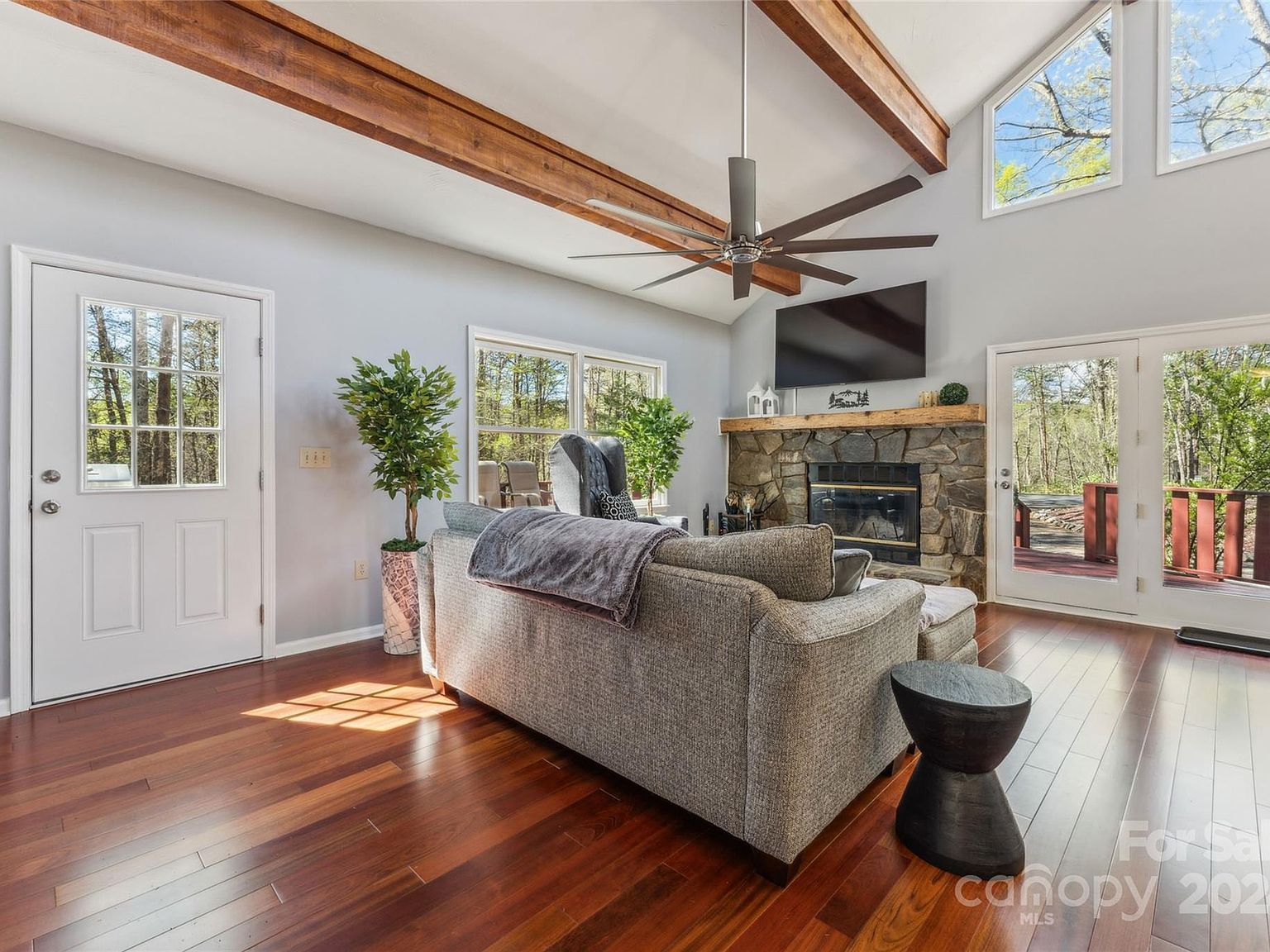 397 Shumont Est Lake Lure, NC 28746 - Thumbnail 5