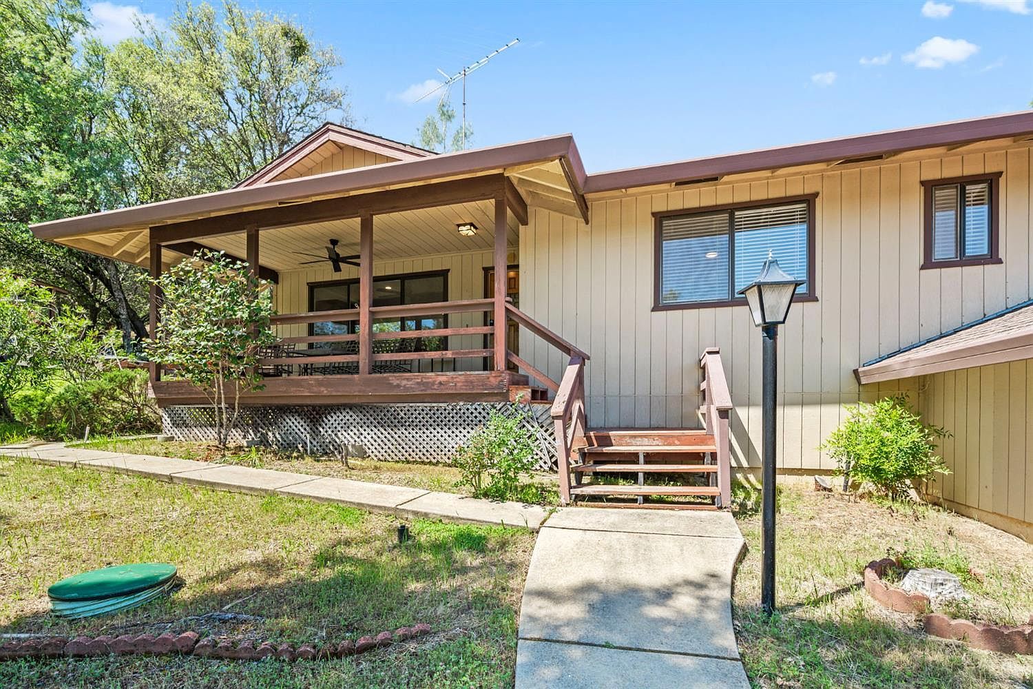 1575 American River Trl Cool, CA 95614 - Thumbnail 5