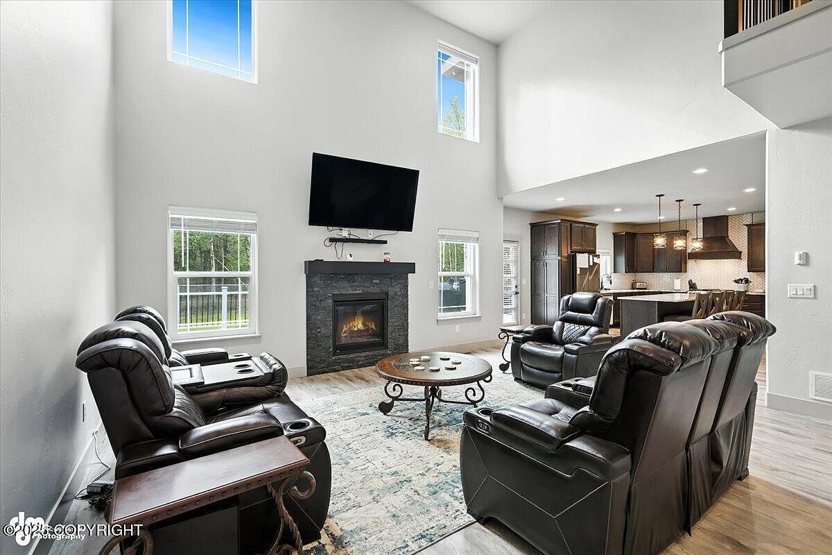 8967 E Wolf Creek Rd Wasilla, AK 99654 - Thumbnail 5