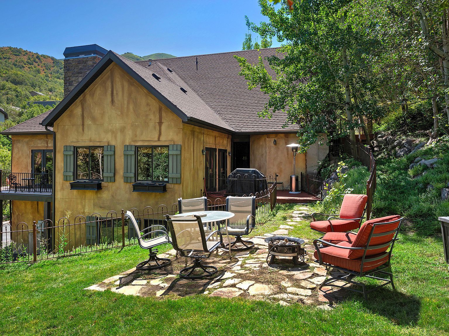 4436 E Kenbridge Ct Emigratn Cyn, UT 84108 - Thumbnail 5