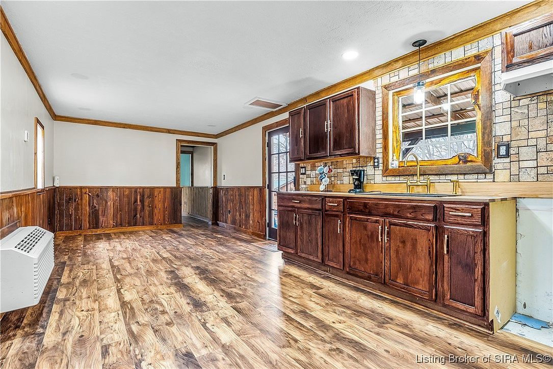 4665 S Mount Zion Church Rd Pekin, IN 47165 - Thumbnail 5