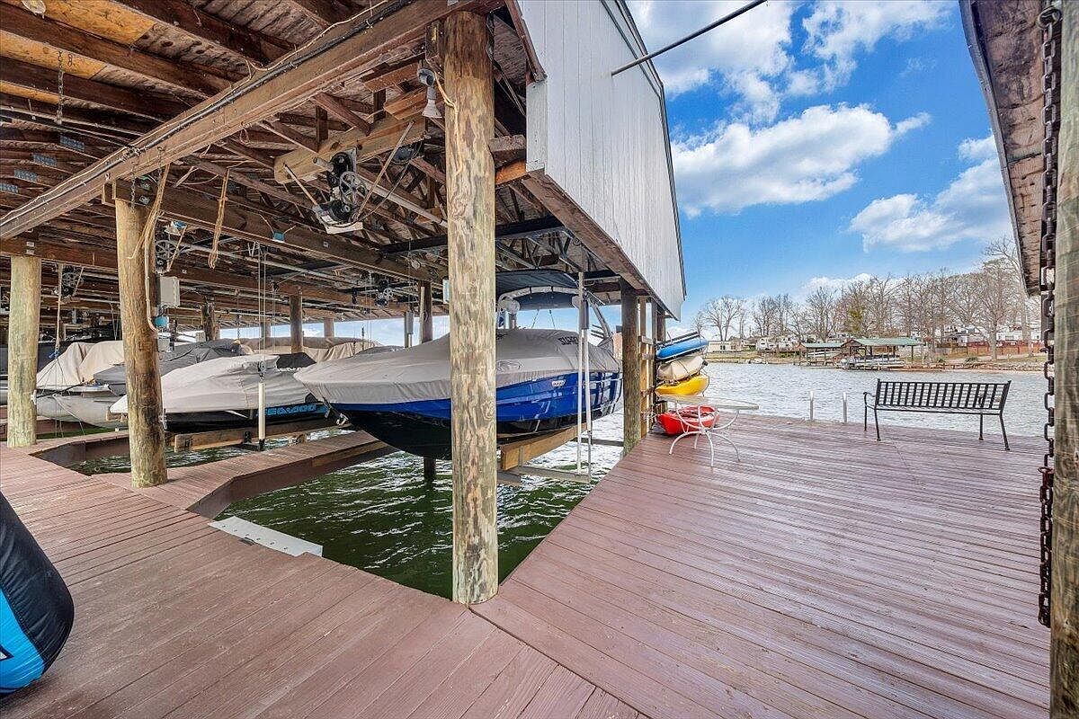 300 Mill Lake Rd Huddleston, VA 24104 - Thumbnail 5