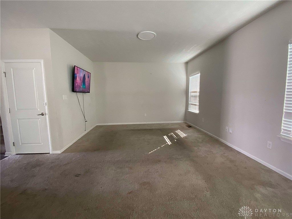 7075 Gulfstream Pl Huber Heights, OH 45424 - Thumbnail 5