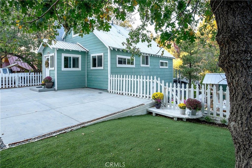 32958 Squirrel Ln Running Springs Area, CA 92382 - Thumbnail 5