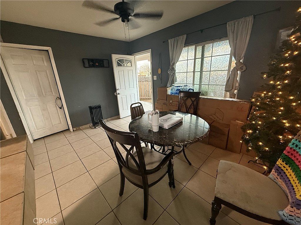 26079 9th St Highland, CA 92346 - Thumbnail 5