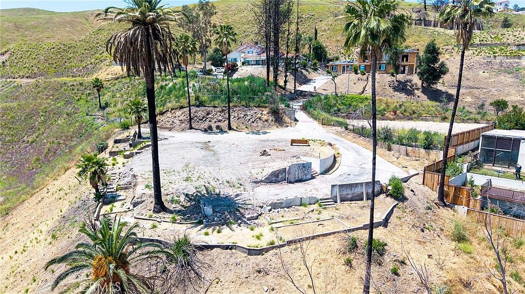 875 W Vista Dr San Bernardino, CA 92405 - Thumbnail 5