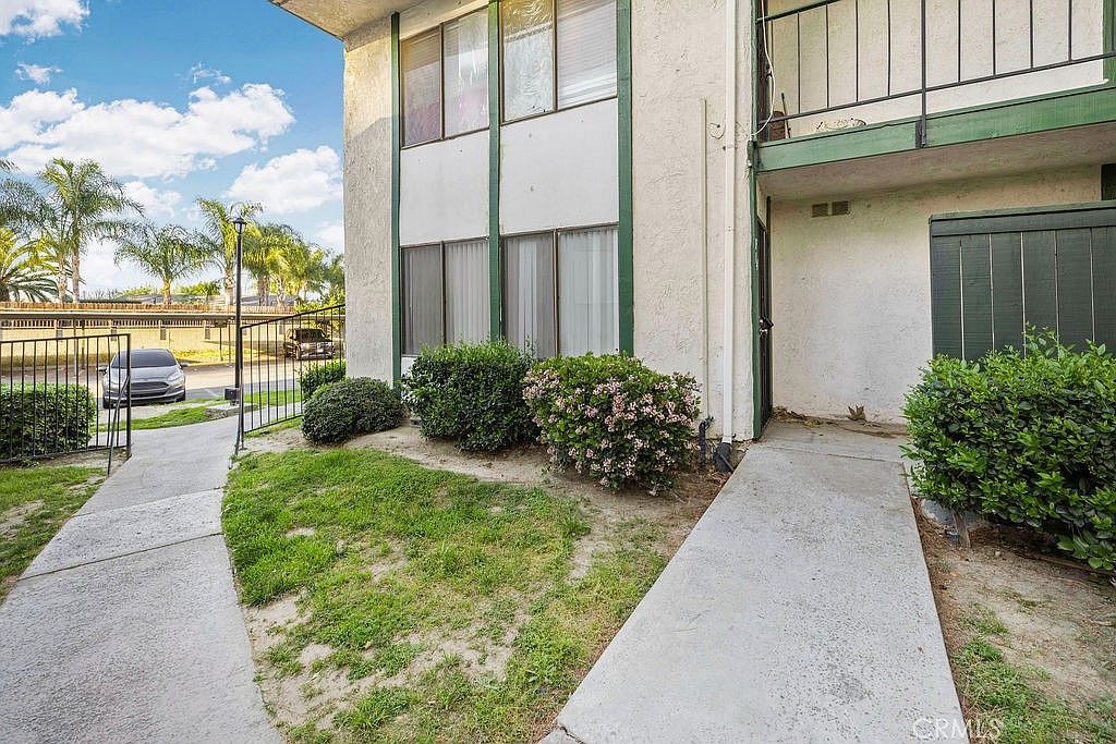 1735 E Washington St APT F14 Colton, CA 92324 - Thumbnail 5