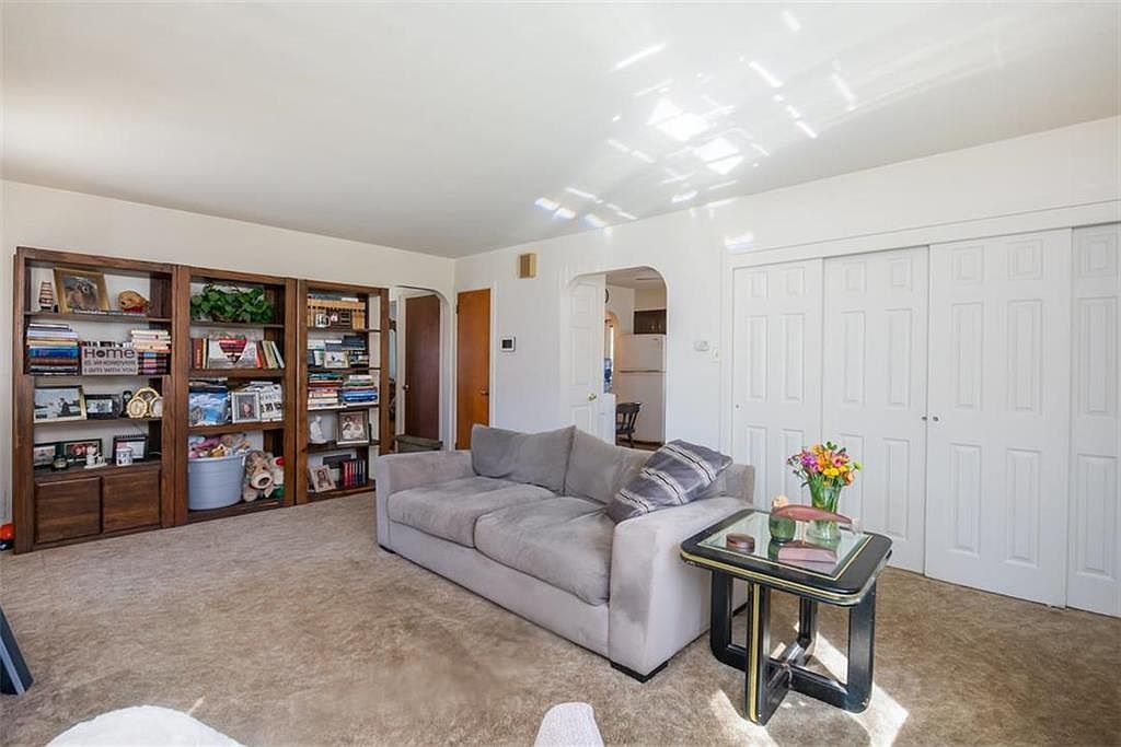 216 S 25th St Allentown, PA 18104 - Thumbnail 5