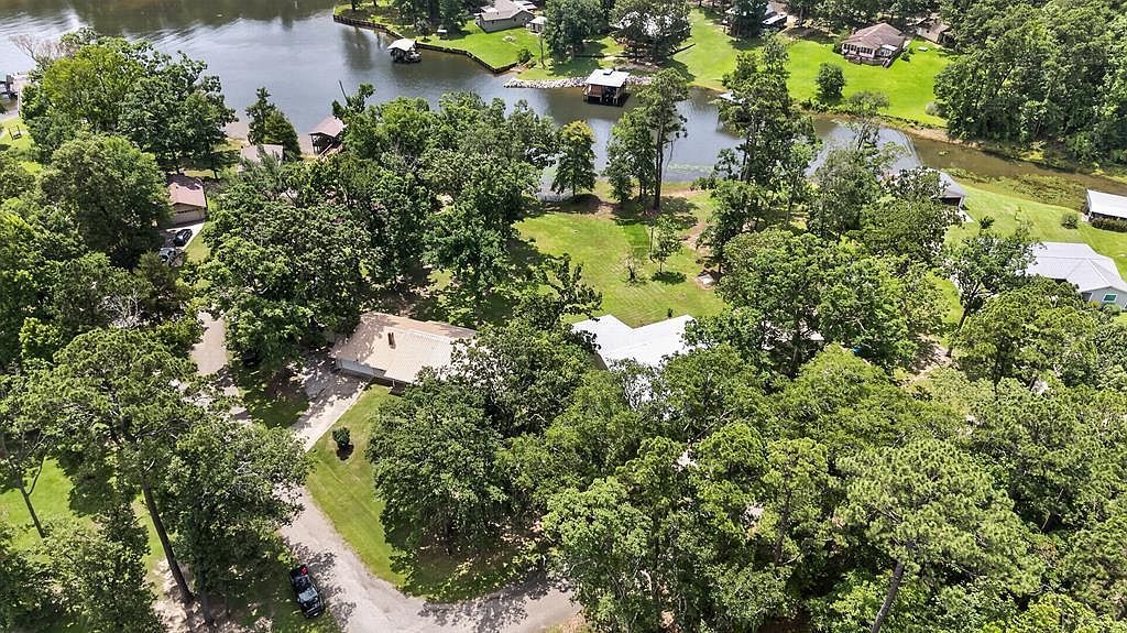 1818 Lakeshore Dr Hemphill, TX 75948 - Thumbnail 5