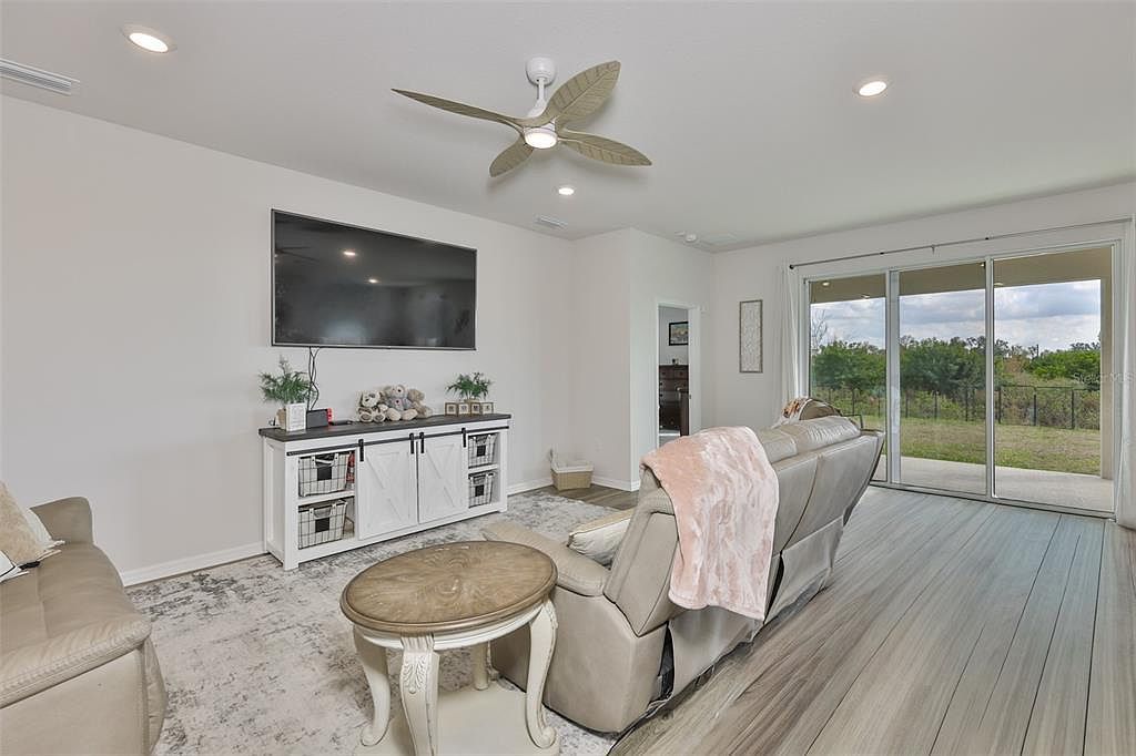 5640 Silver Moonlight Dr Palmetto, FL 34221 - Thumbnail 5