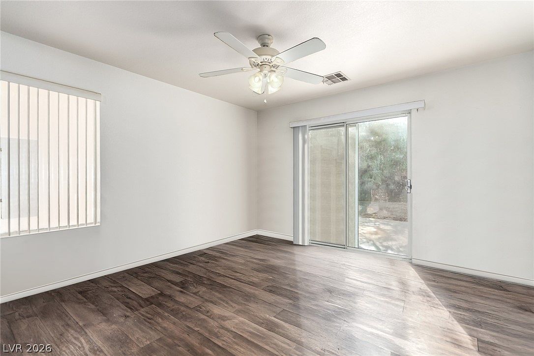 1421 Still Creek Ave Henderson, NV 89074 - Thumbnail 5