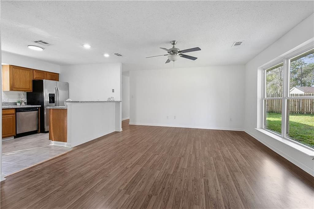 1125 Saint Anthony St Slidell, LA 70460 - Thumbnail 5