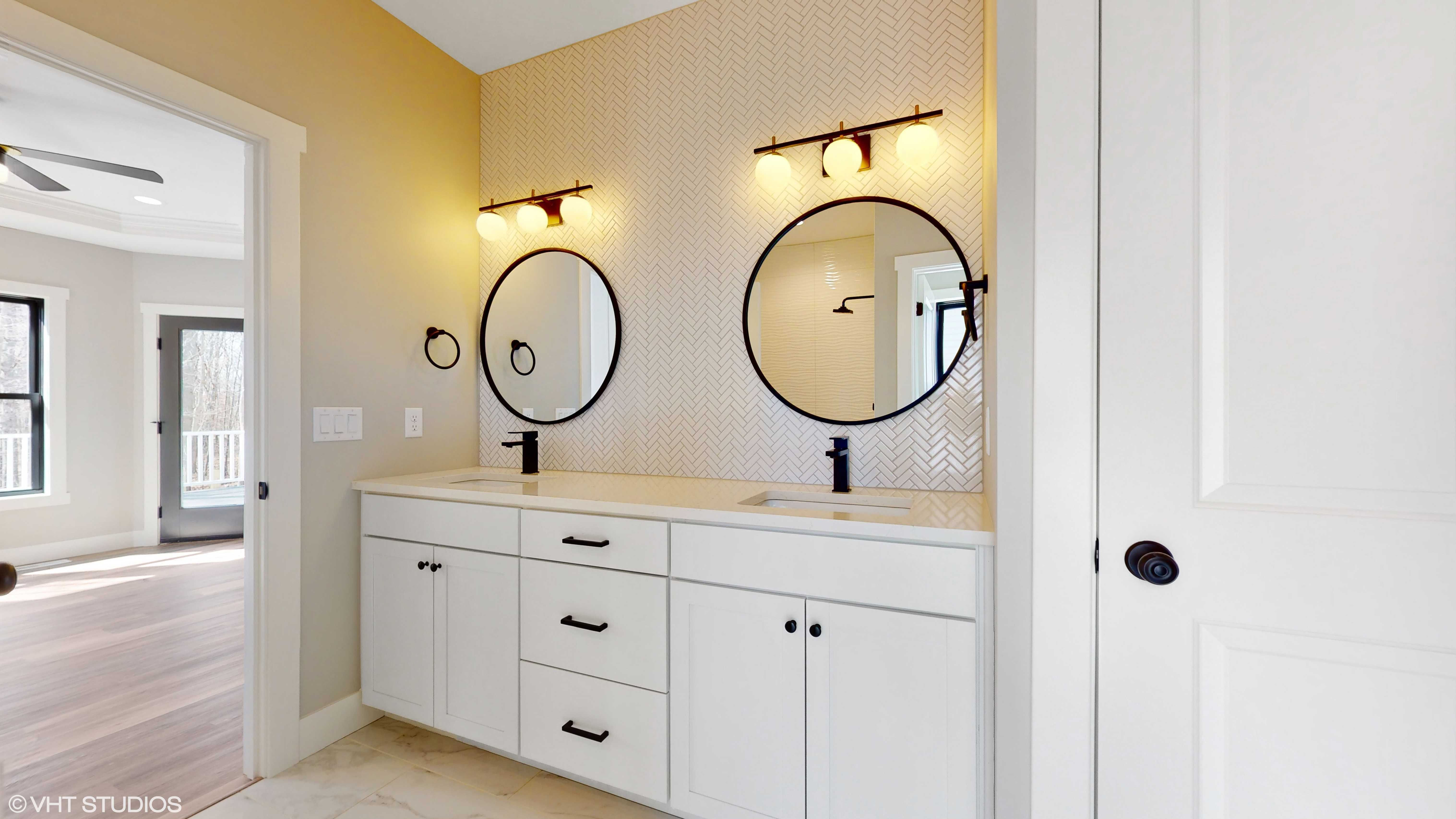 19086 White Pine Drive #10, New Buffalo, MI 49117, USA - Thumbnail 5