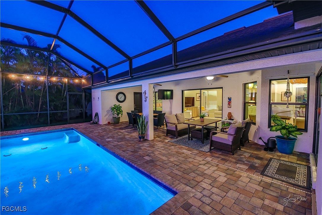 401 NE 19th Place Cpe Coral, FL 33909 - Thumbnail 5