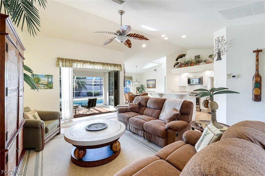 3510 SE 5th Pl Cape Coral, FL 33904 - Thumbnail 5