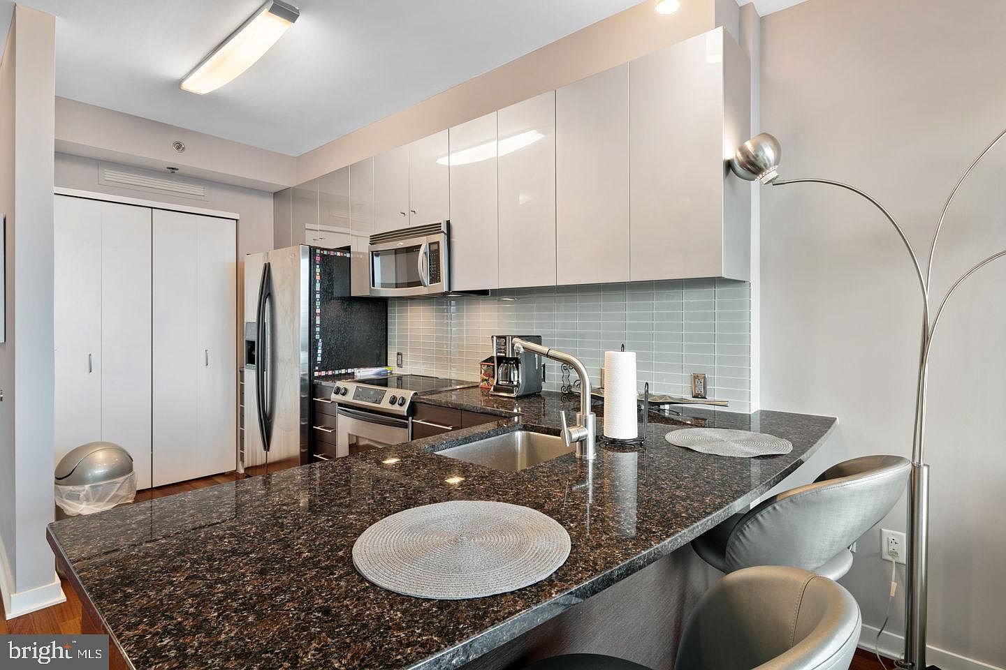 2101 Market St UNIT 3408 Philadelphia, PA 19103 - Thumbnail 5