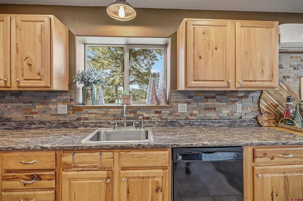 1594 Meadows Dr Pagosa Springs, CO 81147 - Thumbnail 5