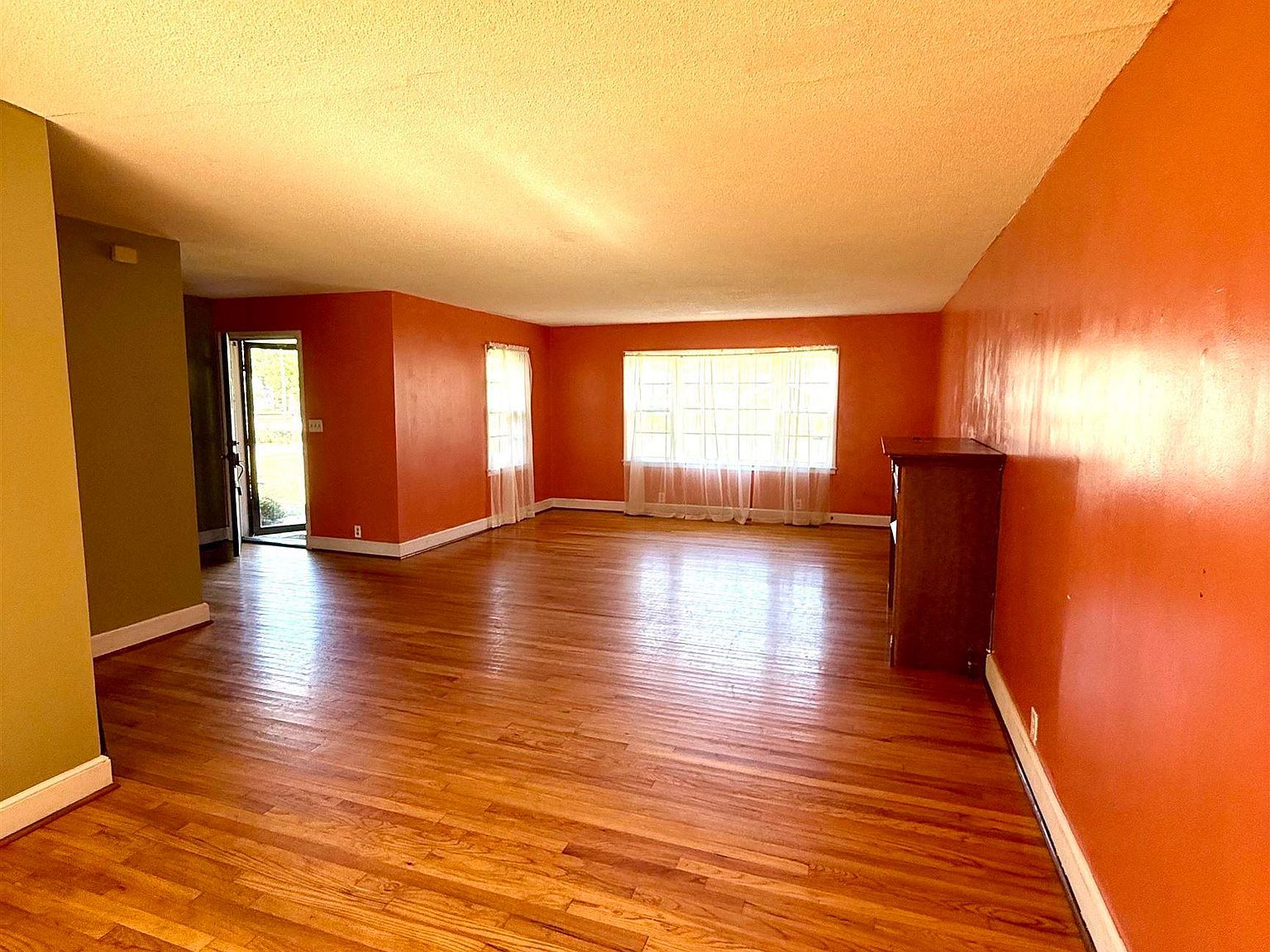 215 Mill St St Matthews, SC 29135 - Thumbnail 5