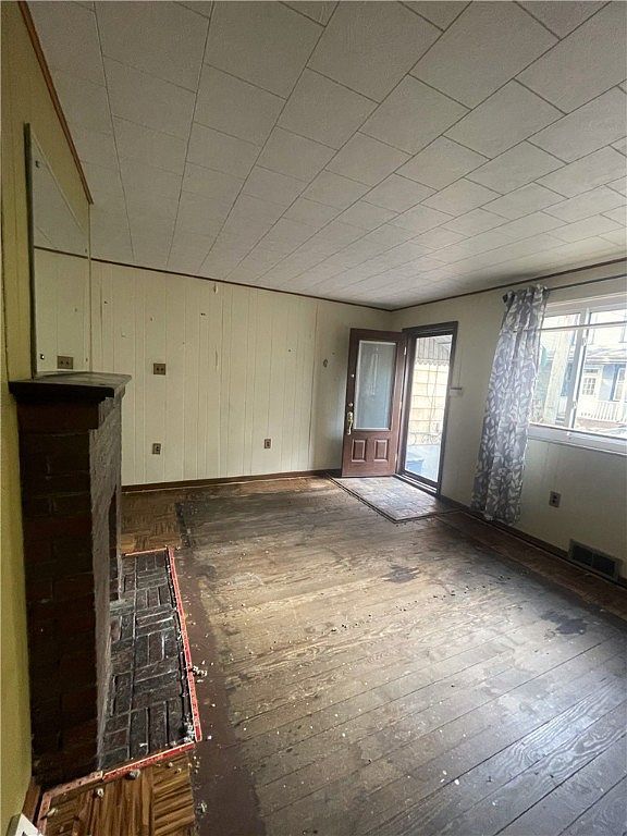 323 Hancock St Pittsburgh, PA 15219 - Thumbnail 5