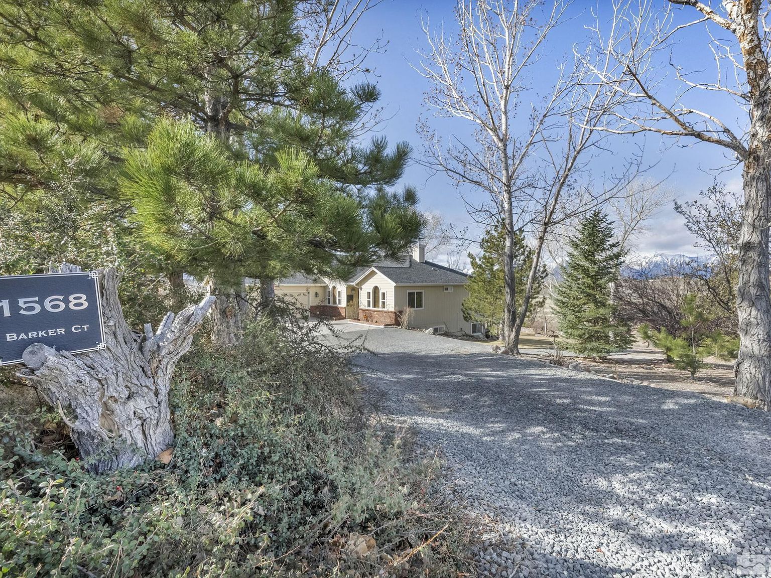1568 Barker Ct Gardnerville, NV 89410 - Thumbnail 5