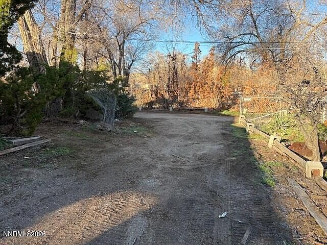 347 Short Ave Sun Valley, NV 89433 - Thumbnail 5