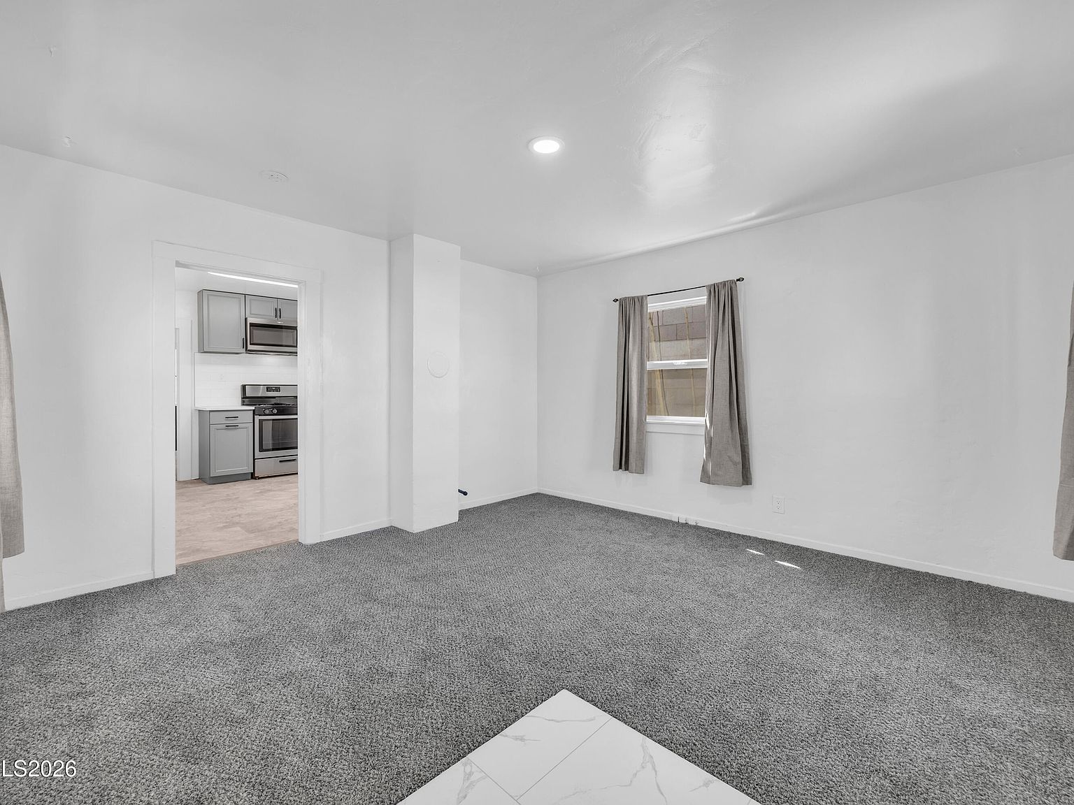 1739 Hymer Ave Sparks, NV 89431 - Thumbnail 5