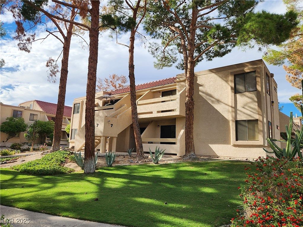 3761 Desert Marina Dr APT 74 Laughlin, NV 89029 - Thumbnail 5