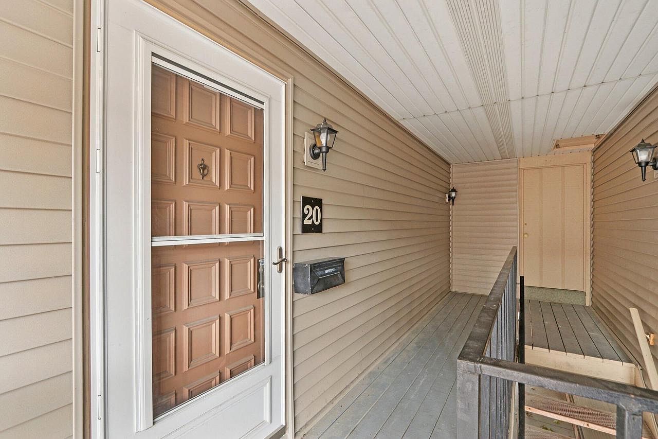 11937 W Appleton Ave UNIT 20 Milwaukee, WI 53224 - Thumbnail 5