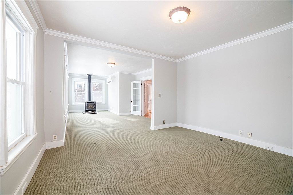 18 Hadwen Ln Worcester, MA 01602 - Thumbnail 5