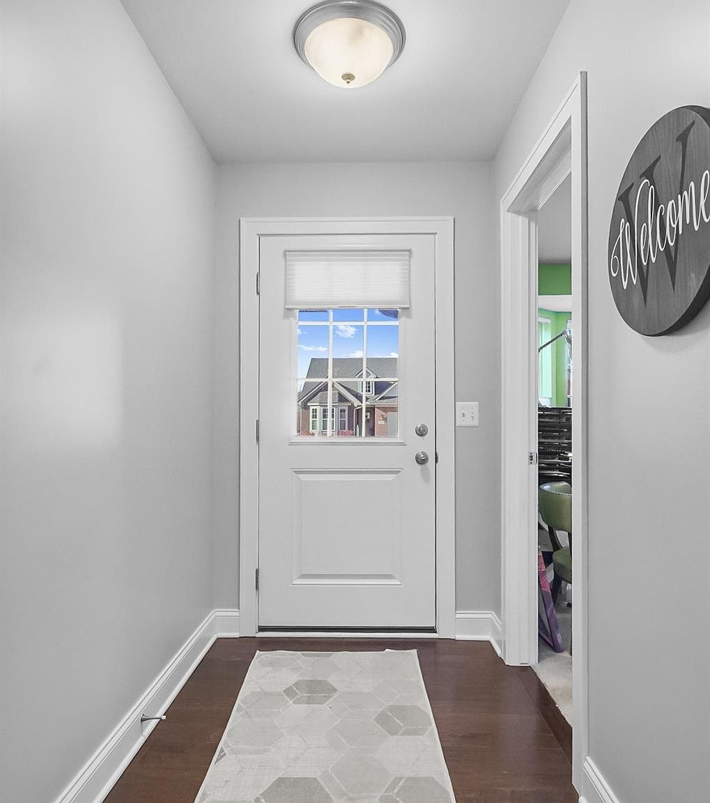 1938 Genoa Cir #13 Howell, MI 48843 - Thumbnail 5