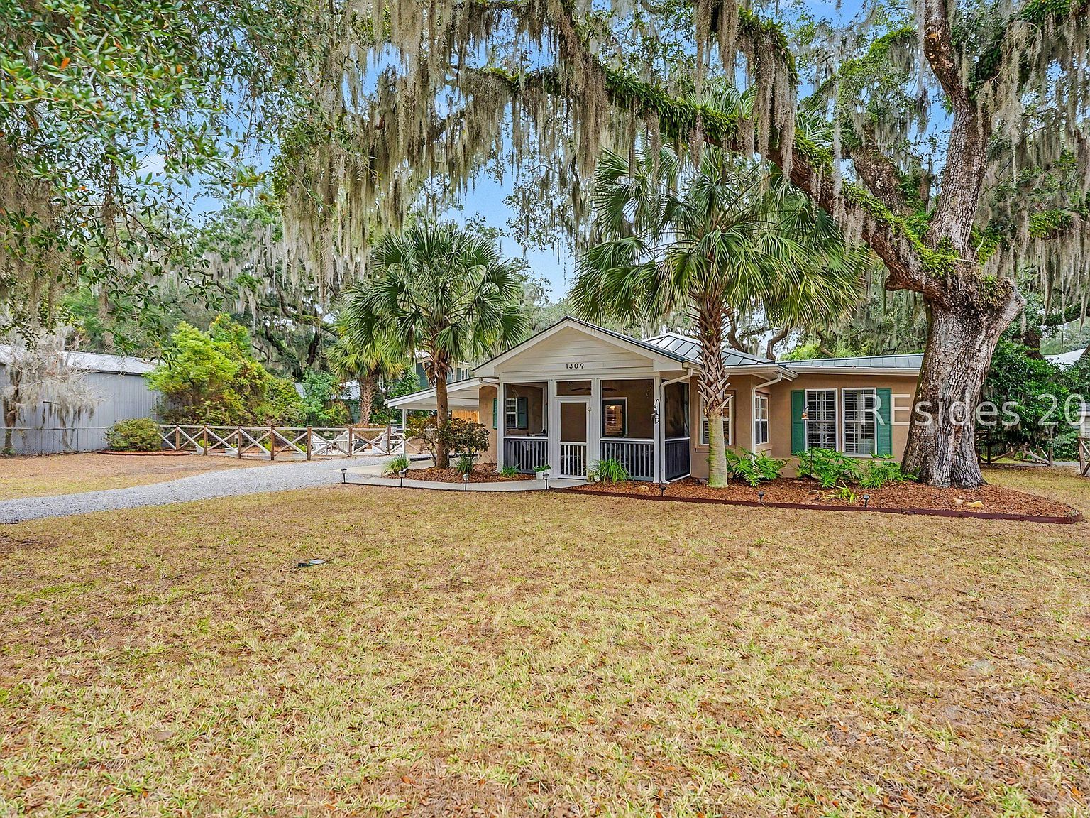 1309 Newcastle St Beaufort, SC 29902 - Thumbnail 5