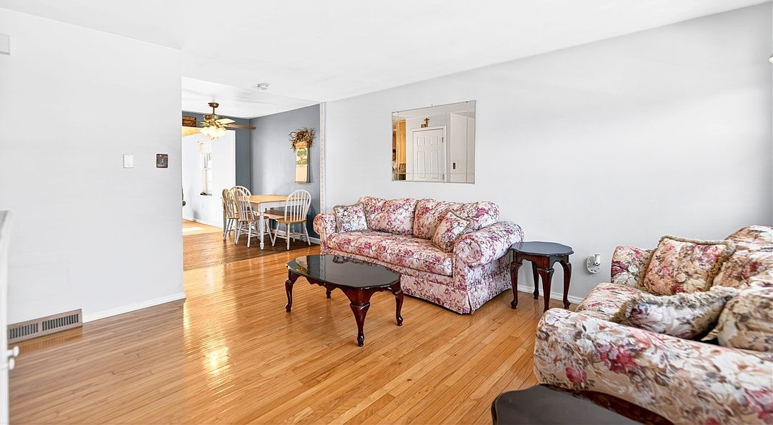 48 W Glennis Dr Greensburg, PA 15601 - Thumbnail 5