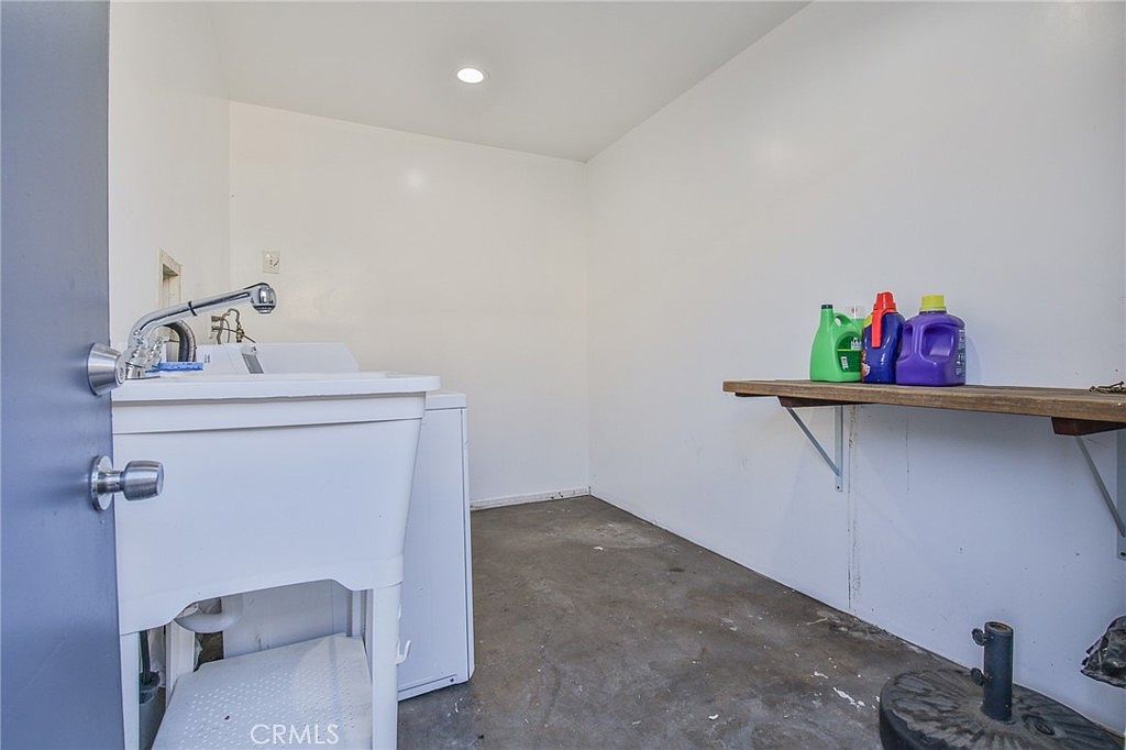 3112 Gale Ave Long Beach, CA 90810 - Thumbnail 5